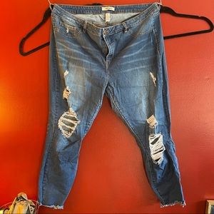 REFUGE+ ripped crop skinny jean